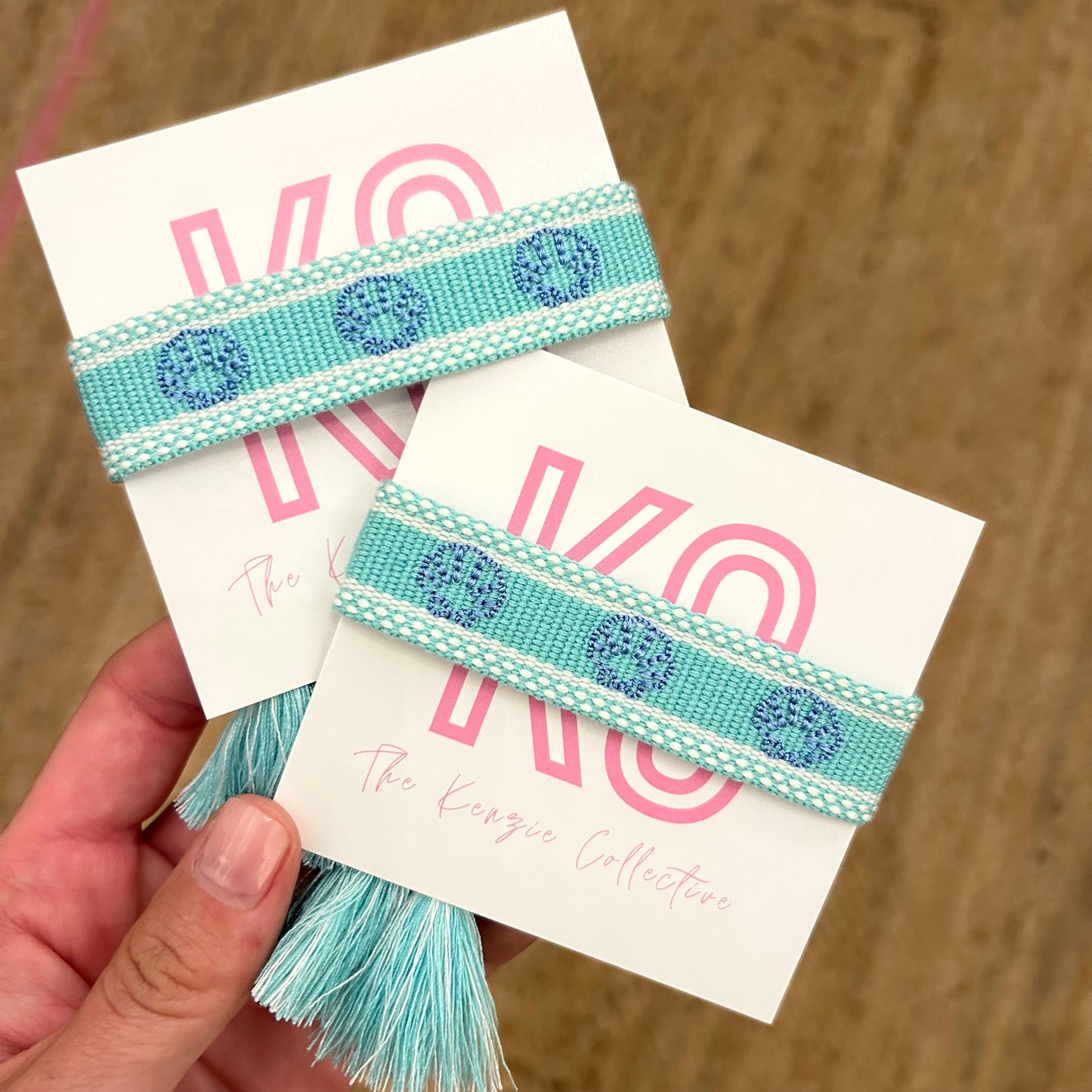 Seashell tassel bracelet