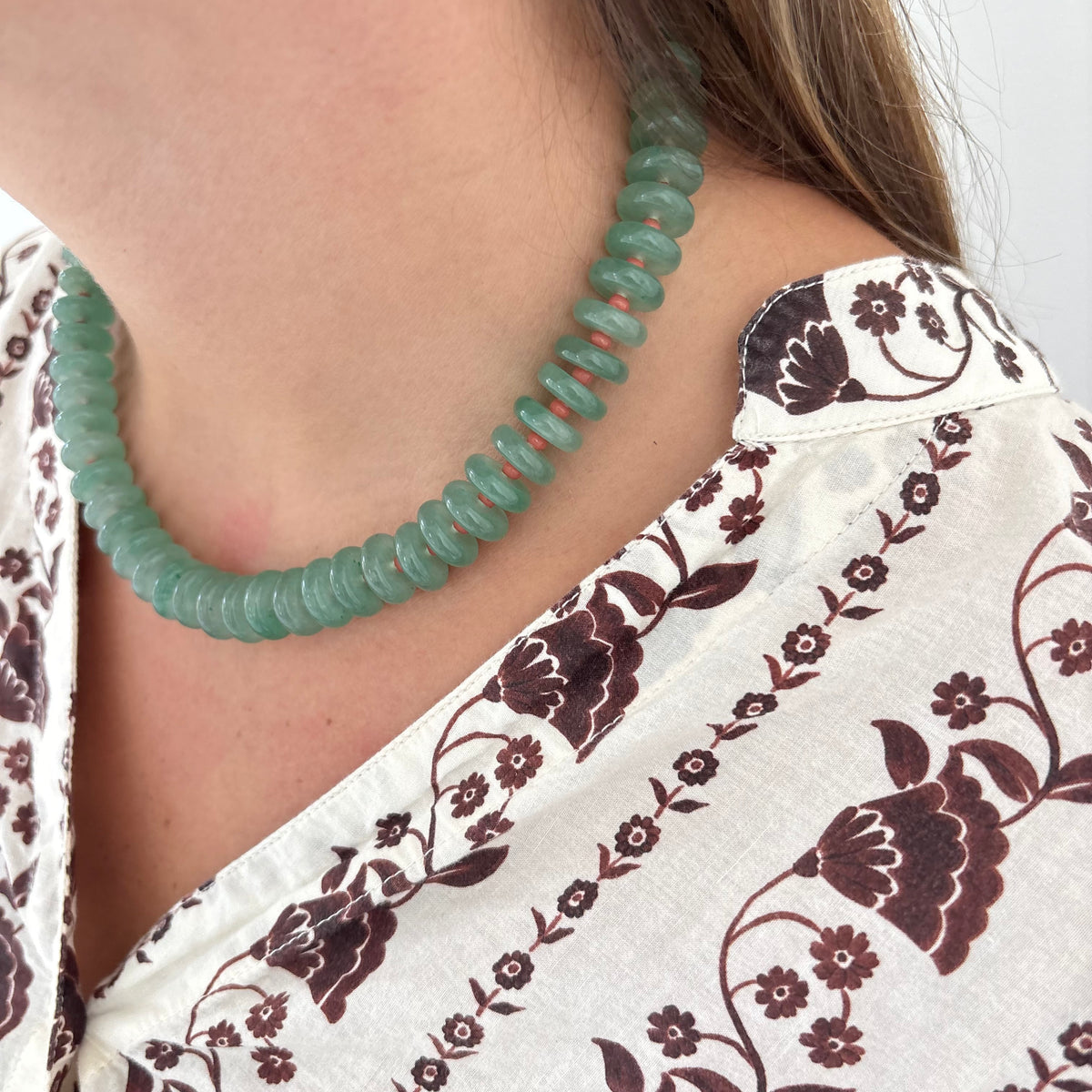 Sophia green glass stone necklace