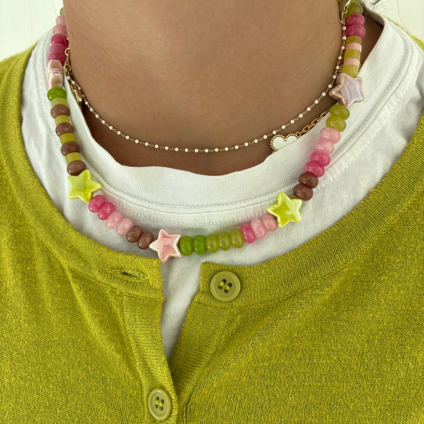 The Celly star necklace - brown chartreuse and pink stones