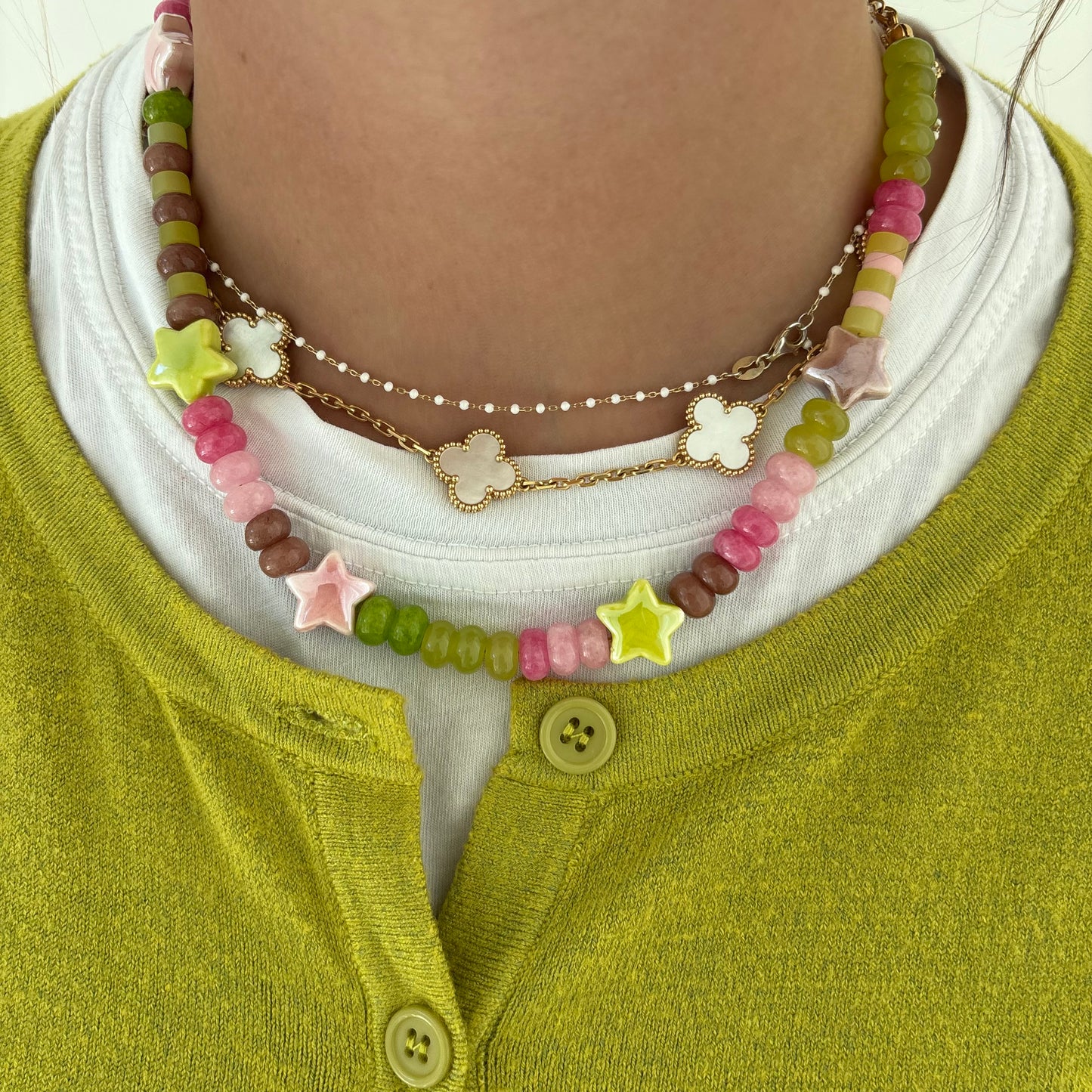 The Celly star necklace - brown chartreuse and pink stones