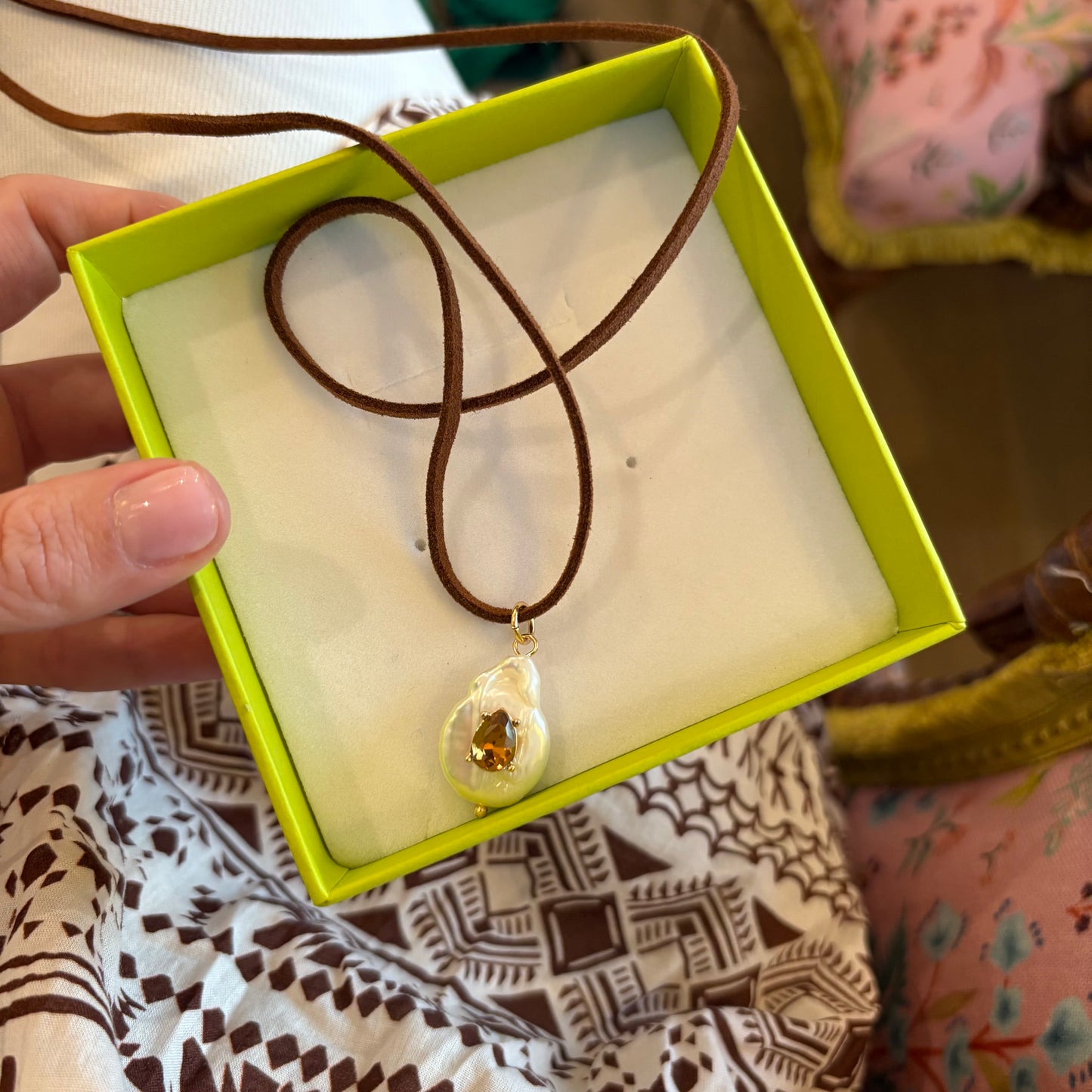 Freshwater pearl necklace with brown stone