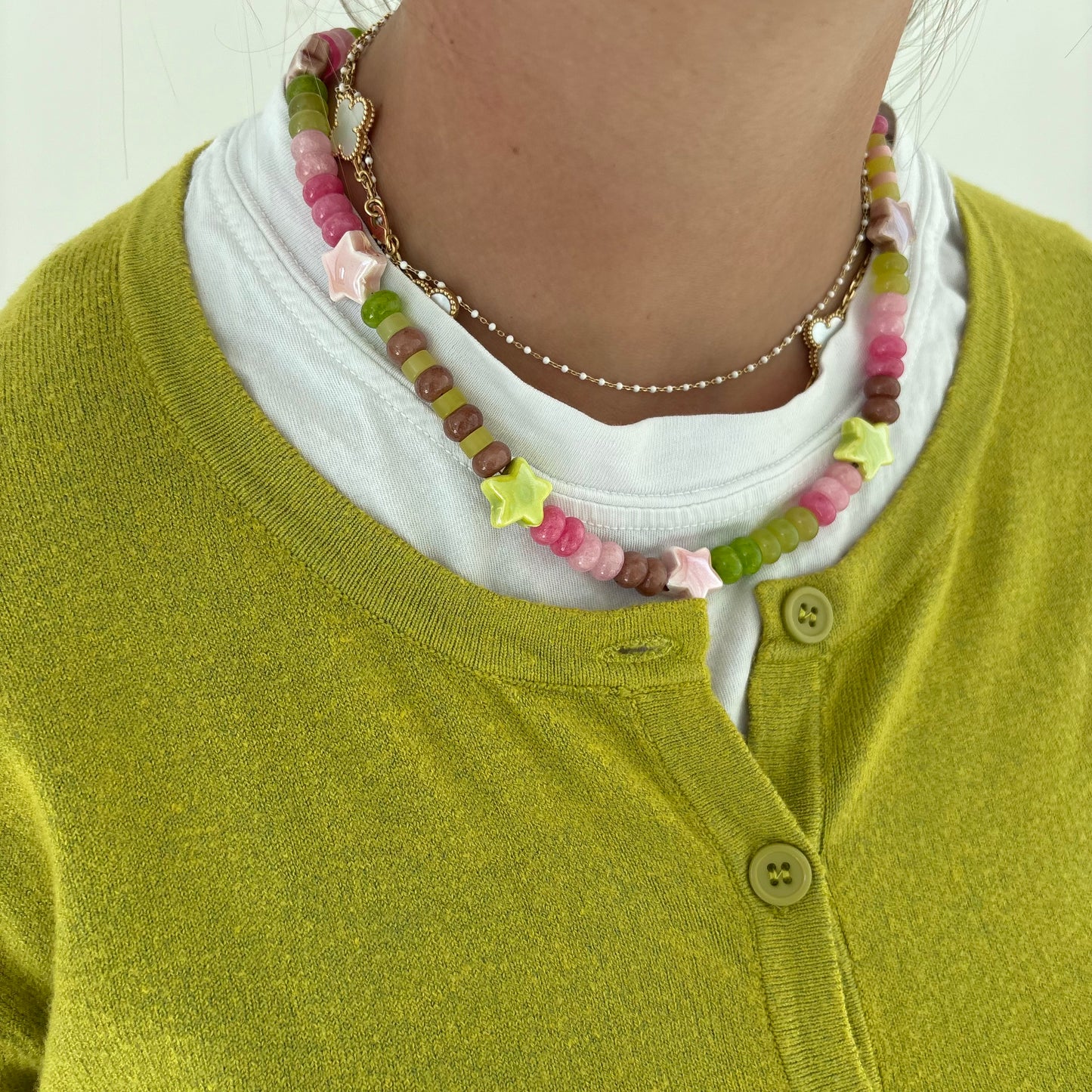 The Celly star necklace - brown chartreuse and pink stones