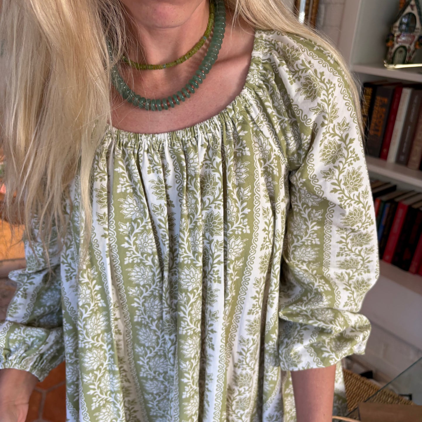 Sophia green glass stone necklace