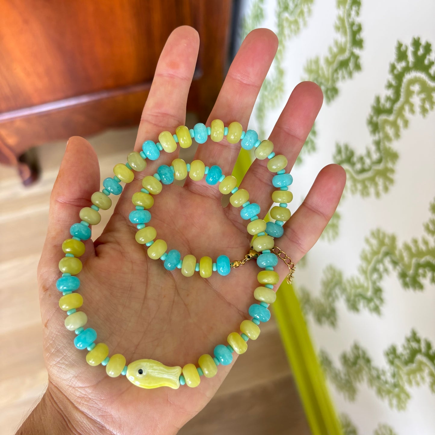 Island hopper fish necklace