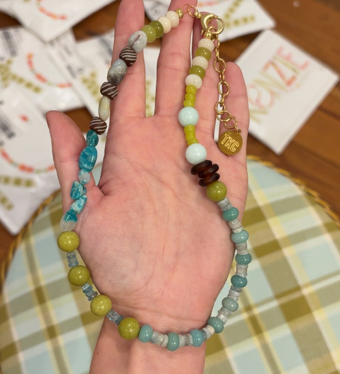 Maxi necklace with Apatite stones