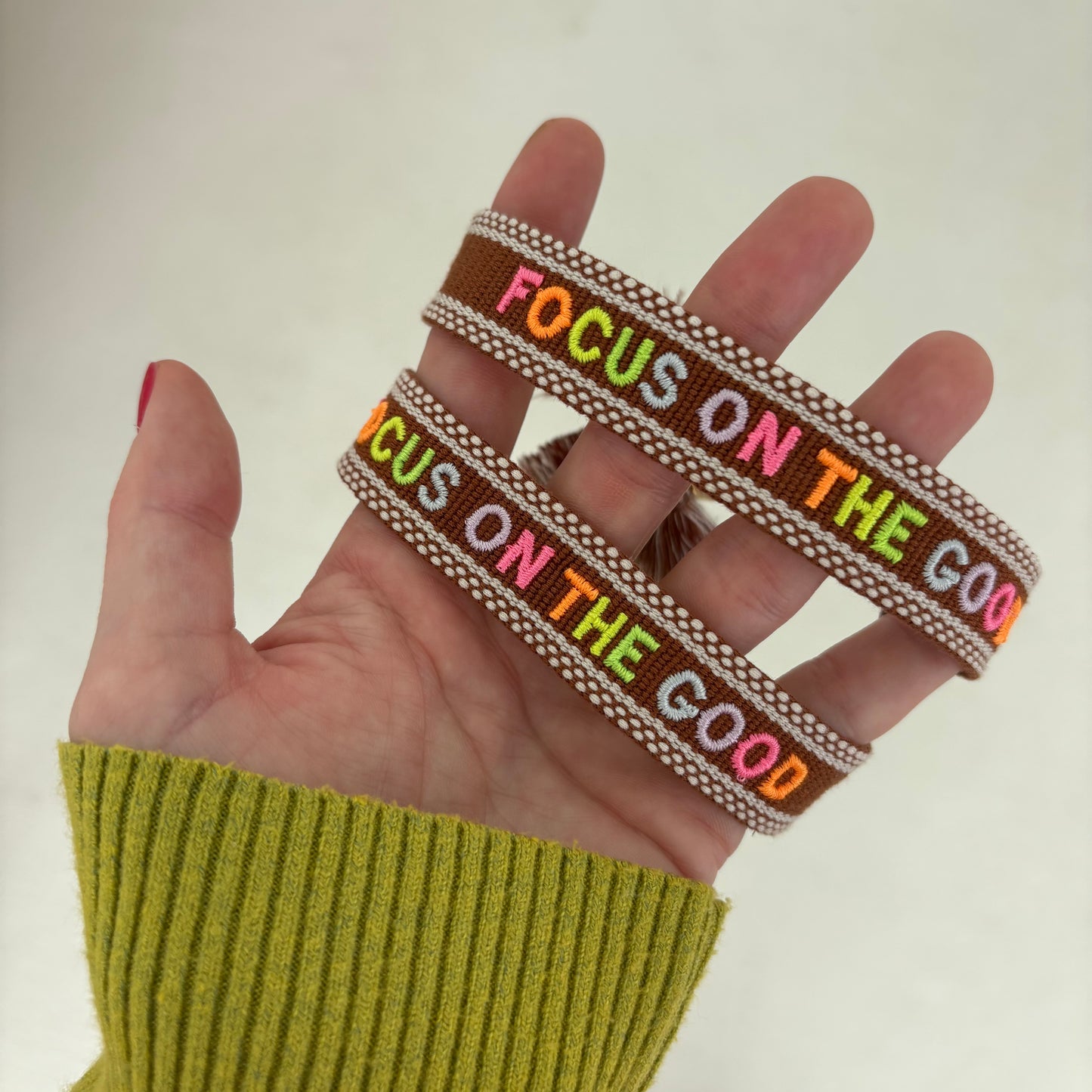Focus on the good tassel bracelet