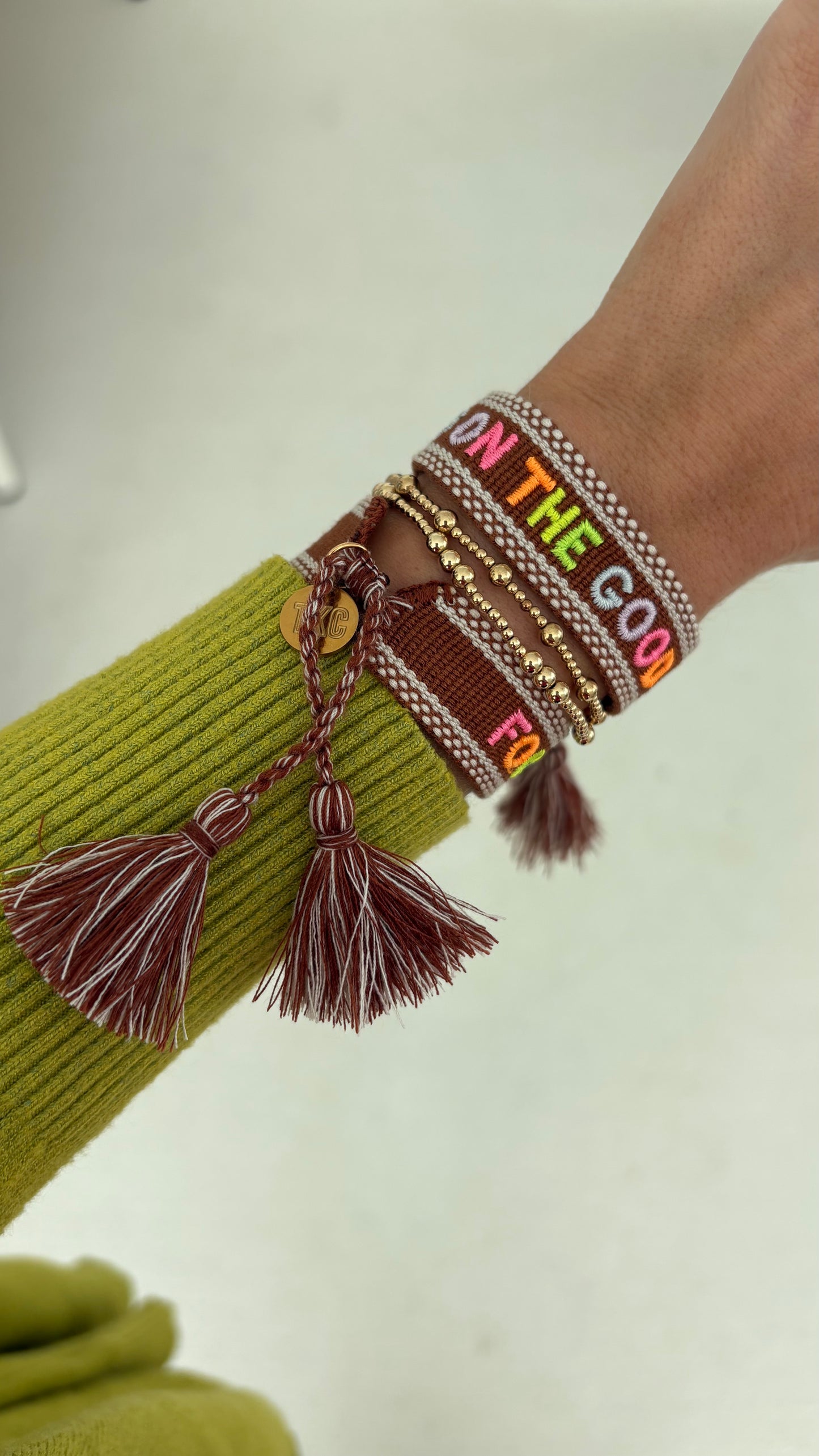 Focus on the good tassel bracelet